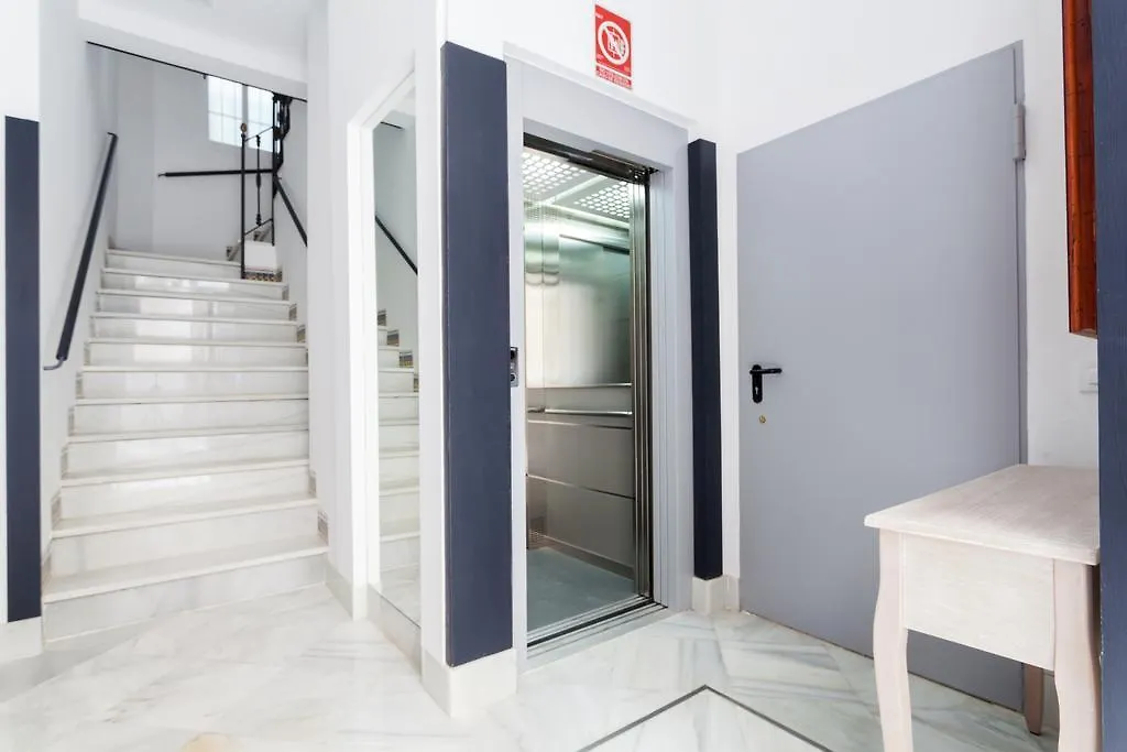 Hostly Acetres 2A-Penthouse In City Center-Fibre-Parking Opt Seville