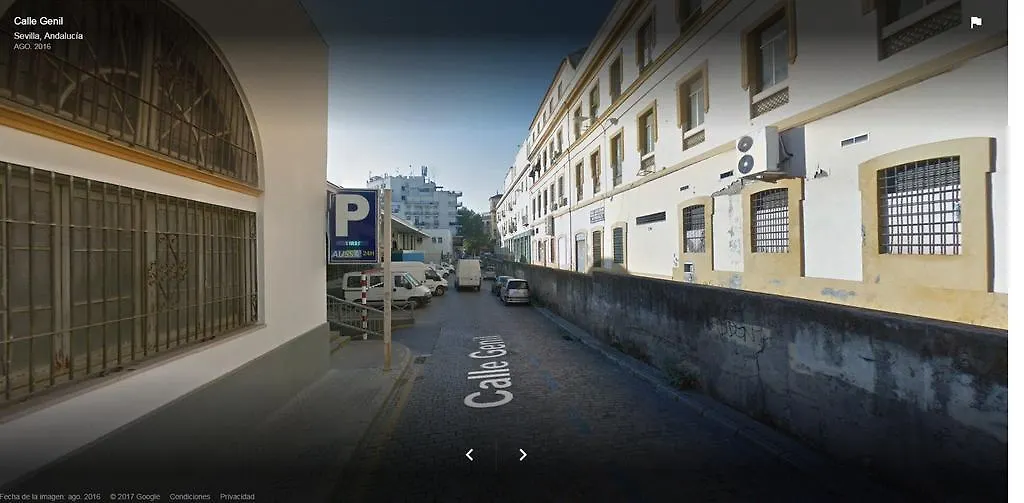 Apartment Hostly Acetres 2A-Penthouse In City Center-Fibre-Parking Opt Seville Spain